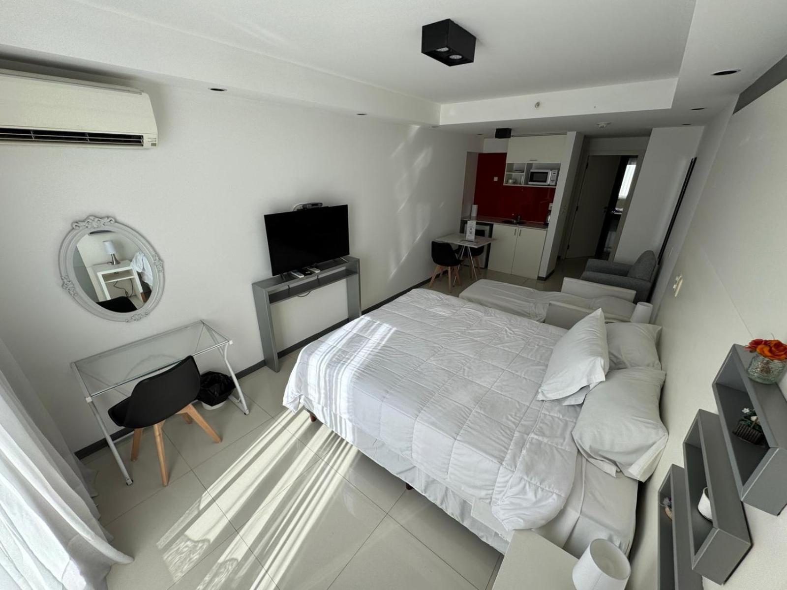 Hotel Gema Luxury Suites Montevideo Exterior photo